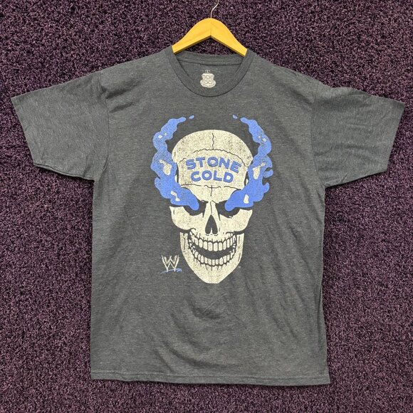 Stone Cold Steve Austin Flaming Skull WWE Legends T-Shirt L - Picture 1 of 4